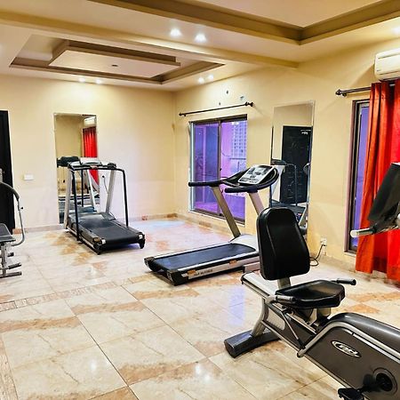 Grand Regent Hotel And Suites Faisalabad Eksteriør bilde