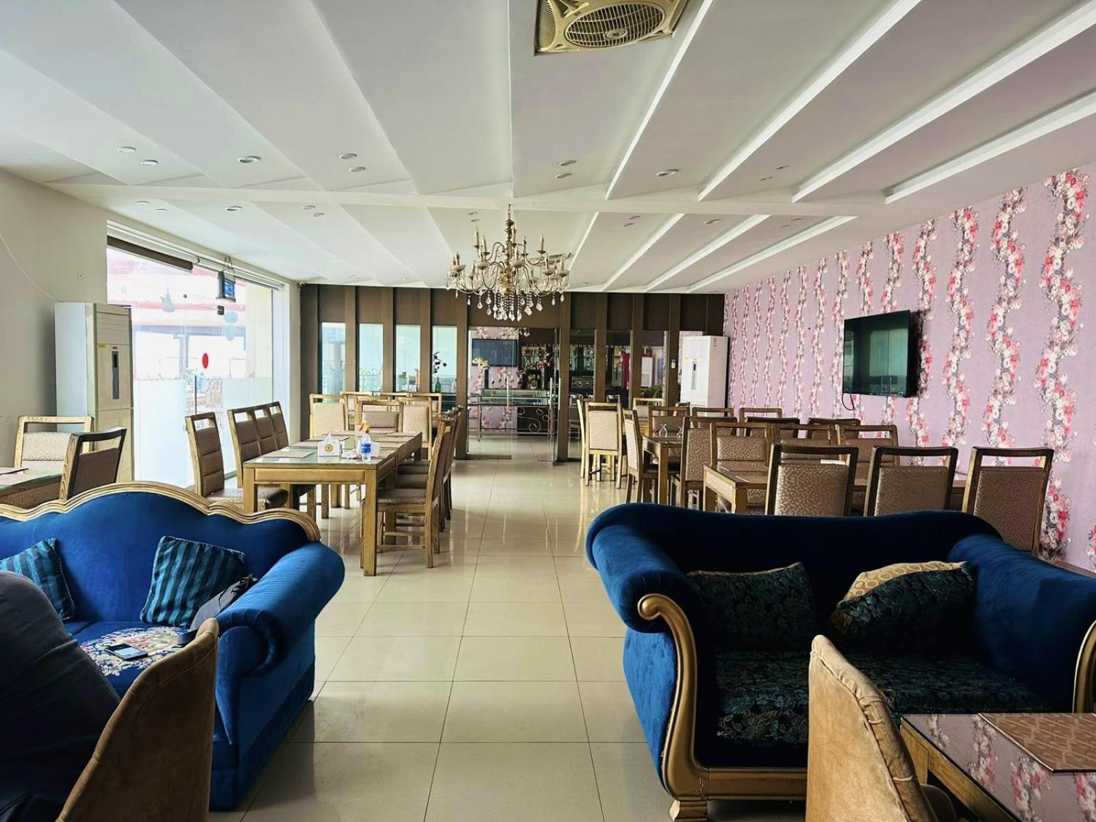 Grand Regent Hotel And Suites Faisalabad Eksteriør bilde